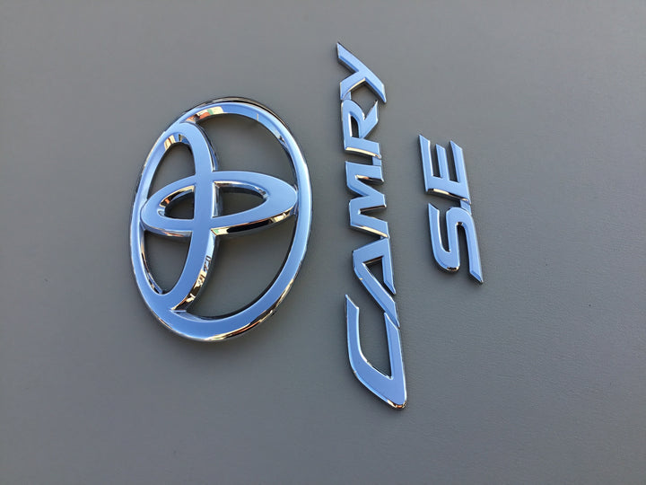 2012-2017 Toyota Camry SE Trunk Emblem Set