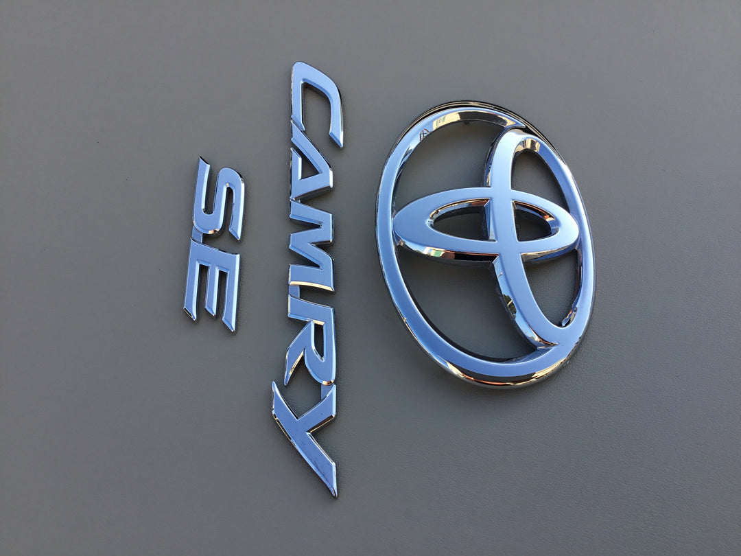 2012-2017 Toyota Camry SE Trunk Emblem Set