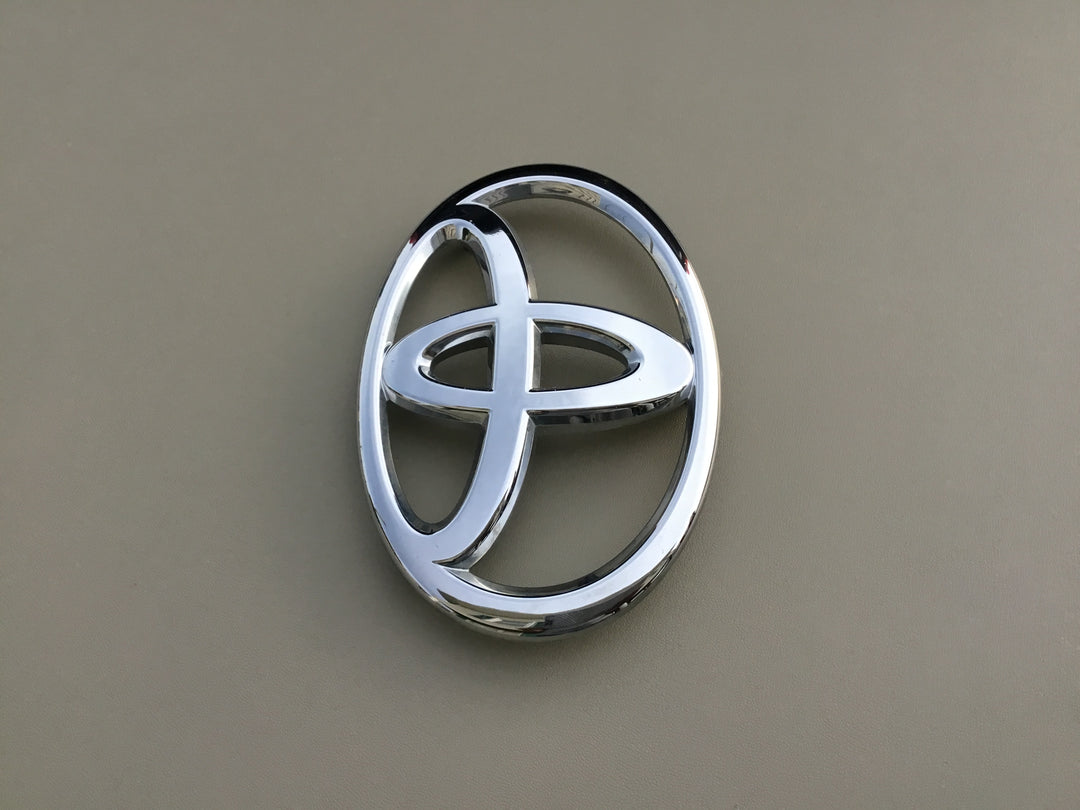 2009-2012 Toyota RAV4 Grille Emblem