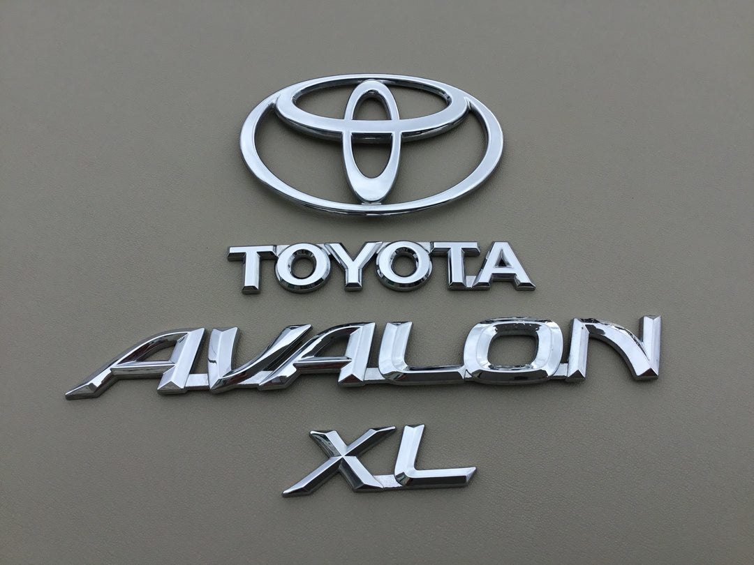 2001-2004 Toyota Avalon XL Trunk Emblem Set