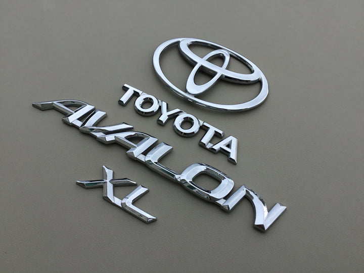 2001-2004 Toyota Avalon XL Trunk Emblem Set