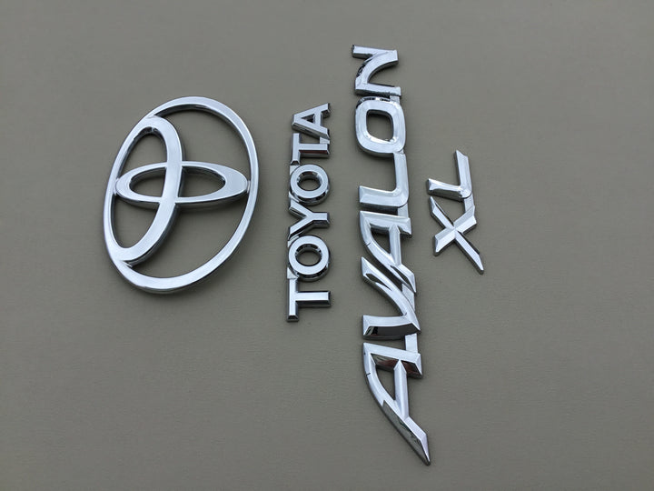 2001-2004 Toyota Avalon XL Trunk Emblem Set