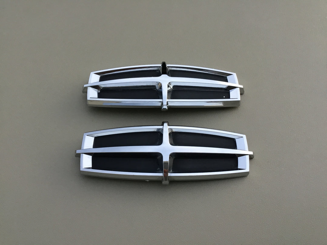 2010-2012 Lincoln MKZ Fender Emblem Set