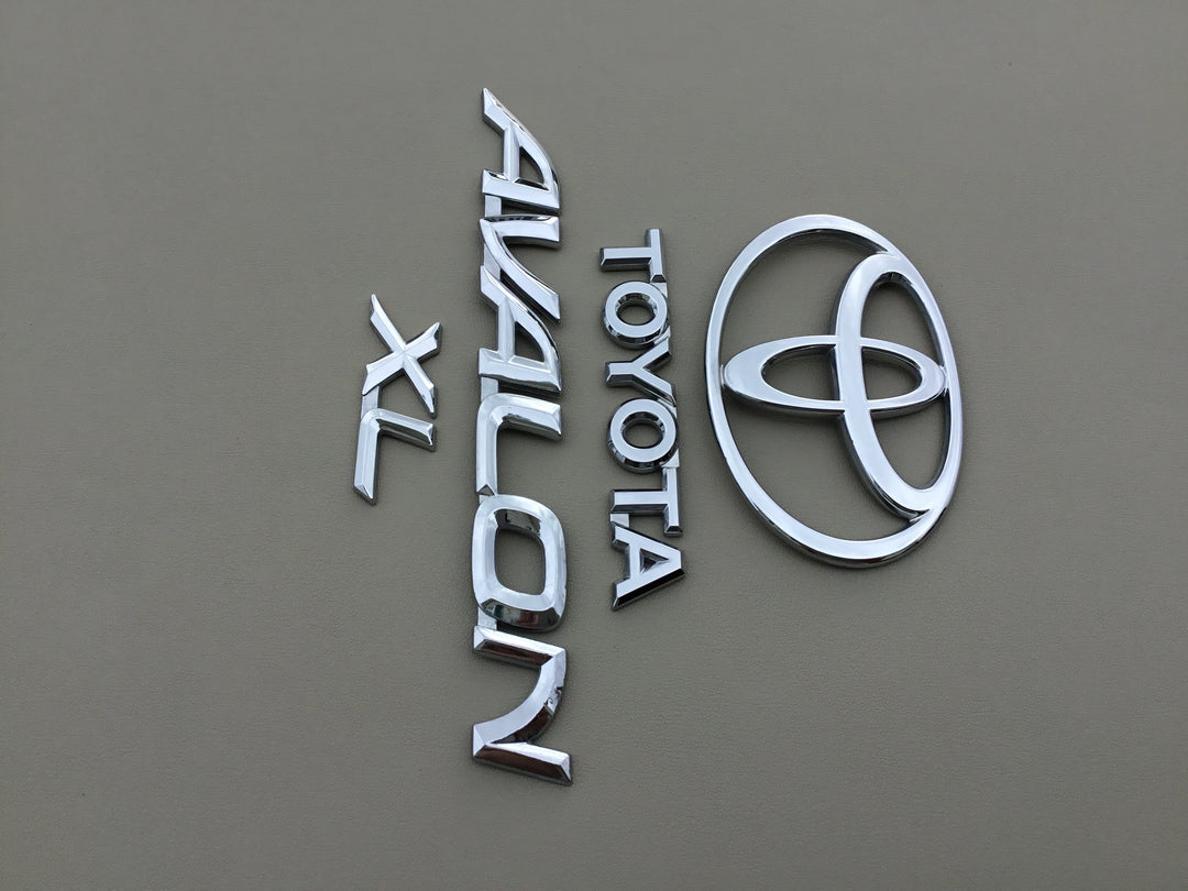 2001-2004 Toyota Avalon XL Trunk Emblem Set