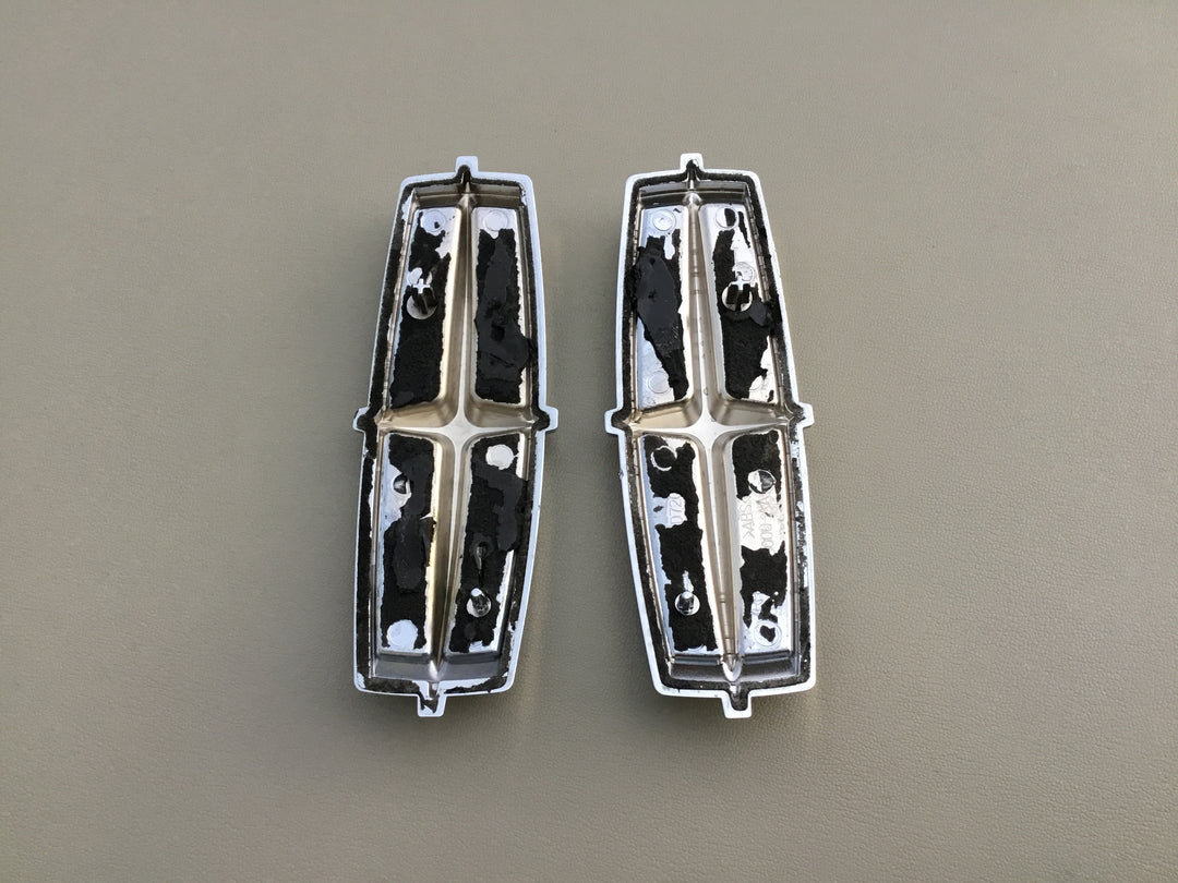2010-2012 Lincoln MKZ Fender Emblem Set
