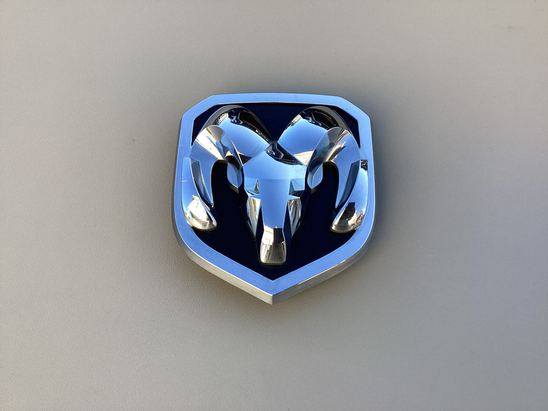 2013-2018 Dodge Ram 1500 2500 Grille Emblem