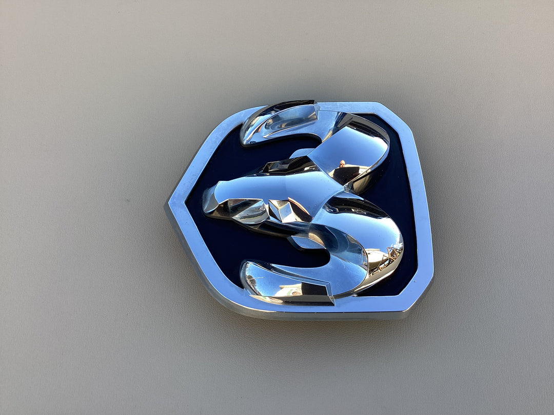 2013-2018 Dodge Ram 1500 2500 Grille Emblem