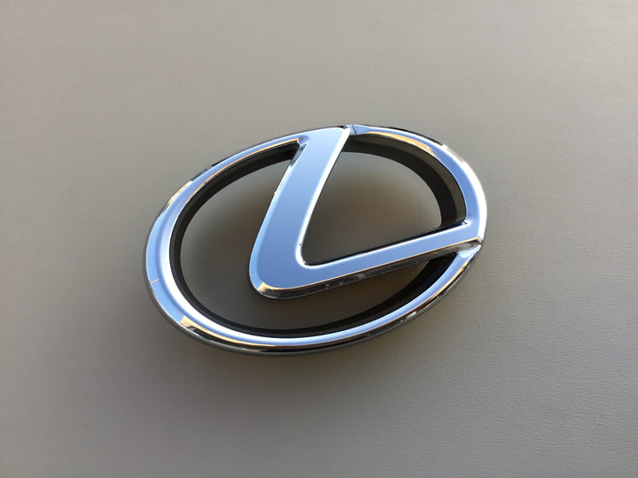 2006-2008 Lexus RX400H Grille Emblem