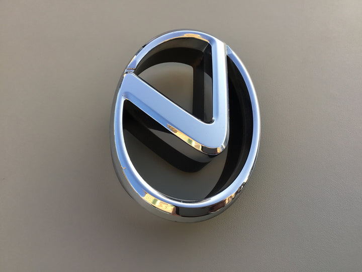 2006-2008 Lexus RX400H Grille Emblem