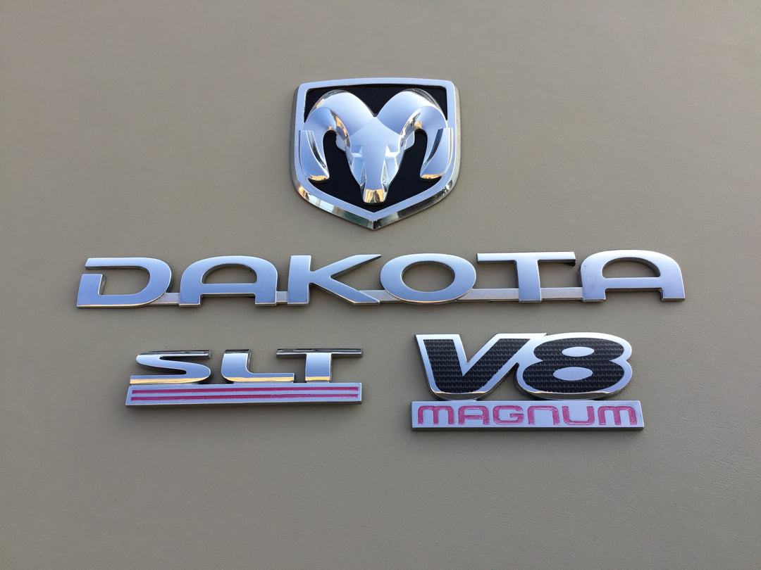 2005-2011 Dodge Dakota SLT V8 Magnum Tailgate Emblem Set