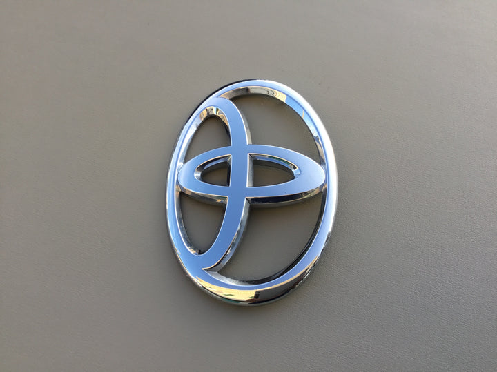 2011-2017 Toyota Sienna Front Hood Emblem
