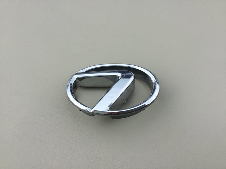 1990-1994 Lexus LS 400 Grille Emblem