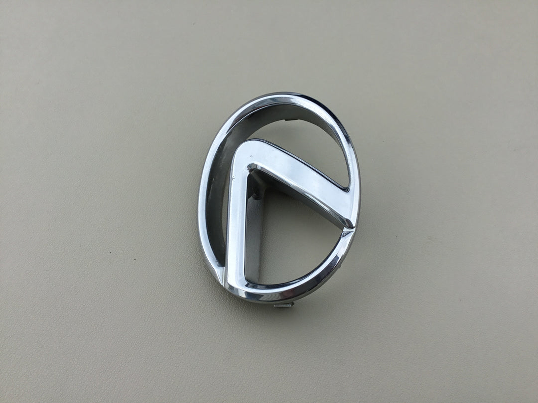 1990-1994 Lexus LS 400 Grille Emblem