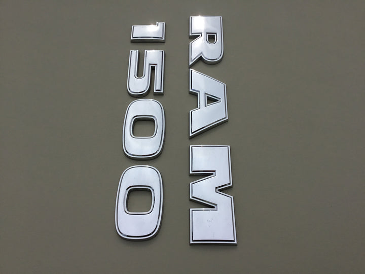 2009-2018 Dodge Ram 1500 Door Emblem