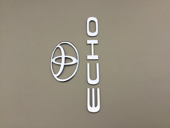 2000-2002 Toyota Echo Trunk Emblem Set