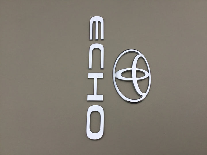 2000-2002 Toyota Echo Trunk Emblem Set