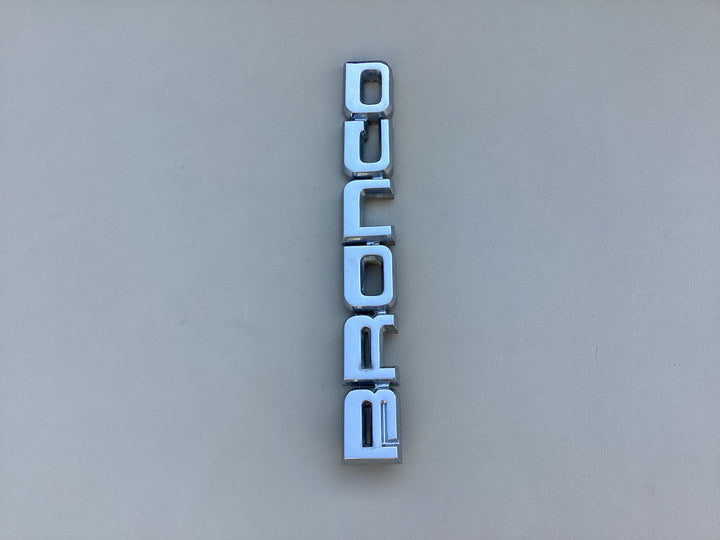 1987-1991 Ford Bronco Fender Emblem