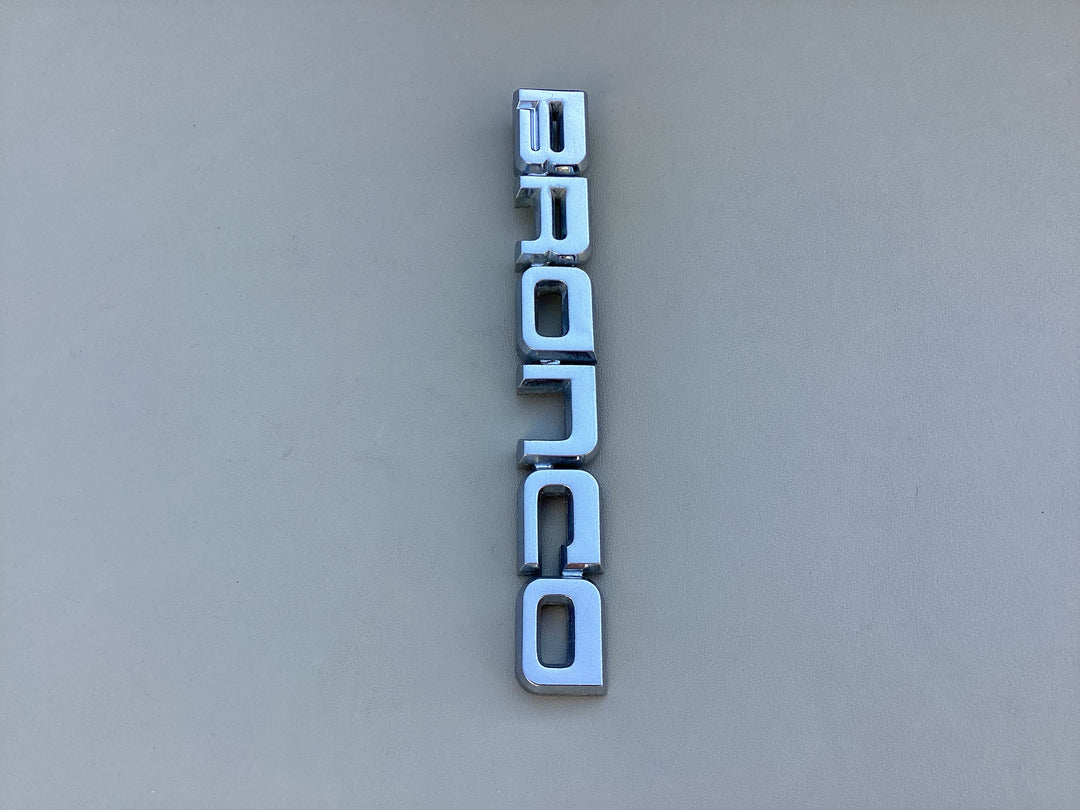 1987-1991 Ford Bronco Fender Emblem