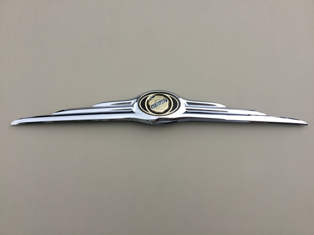 2005-2010 Chrysler 300 Center Trunk Emblem