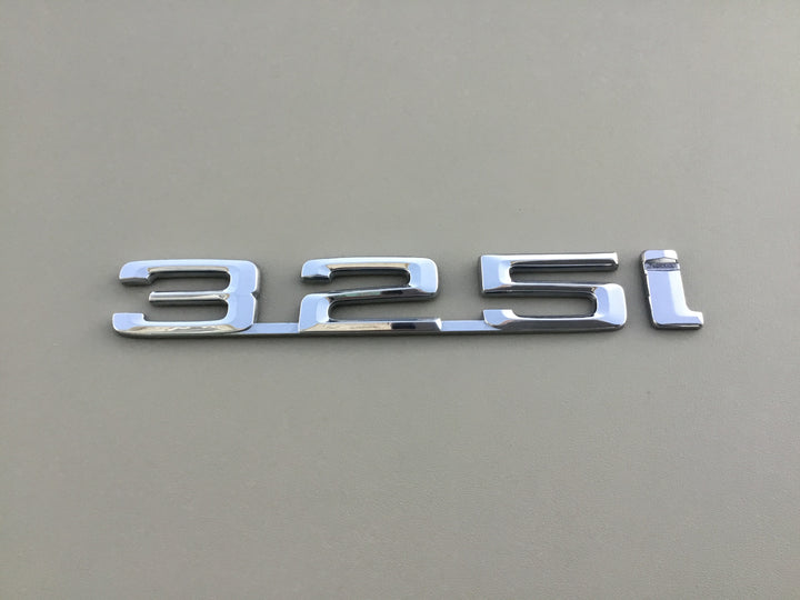 1984-1992 BMW 325i Trunk Emblem