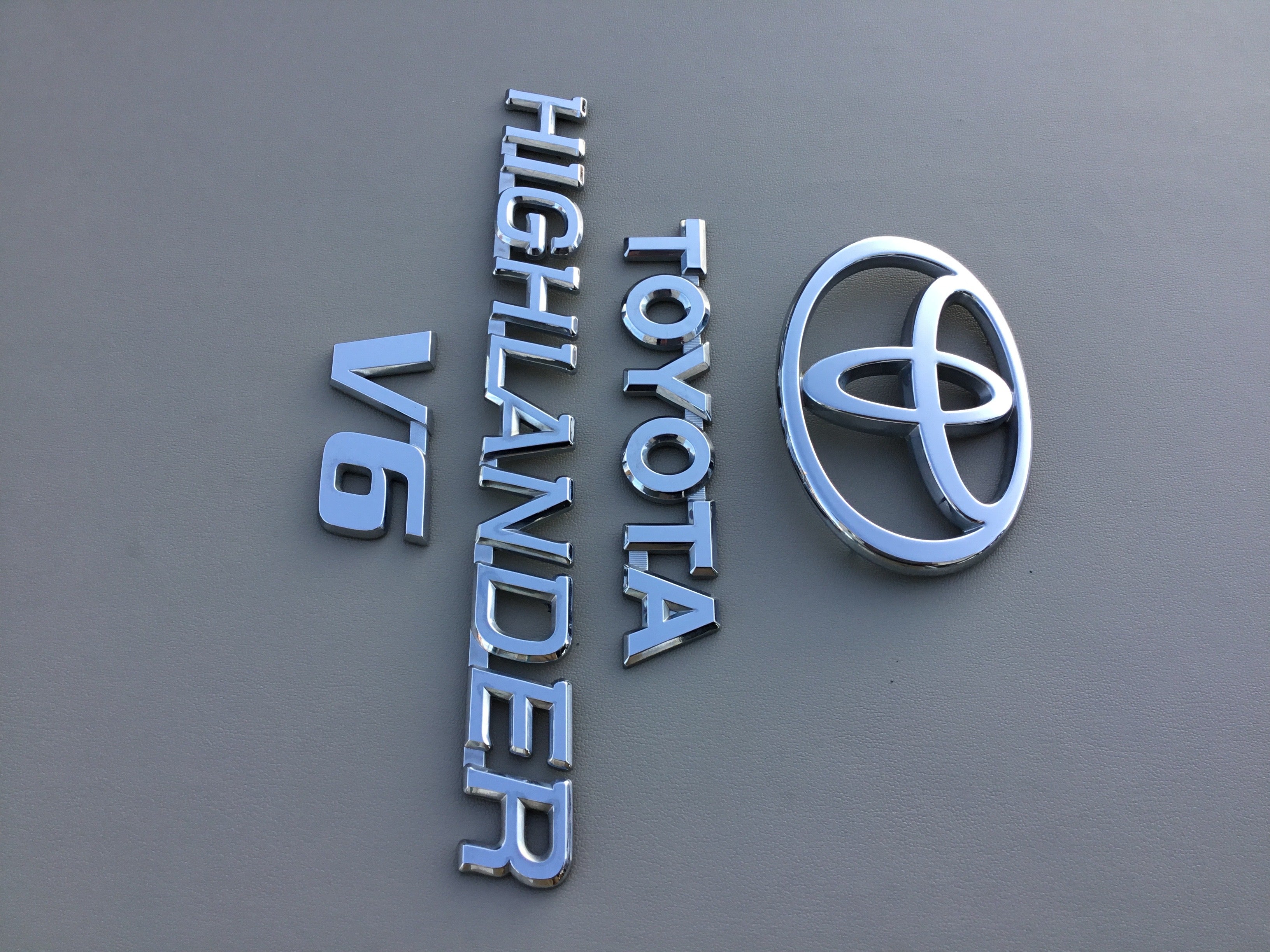 Nissan Murano Car Accessories Used Front Grille Emblem For Toyota - Foto 3