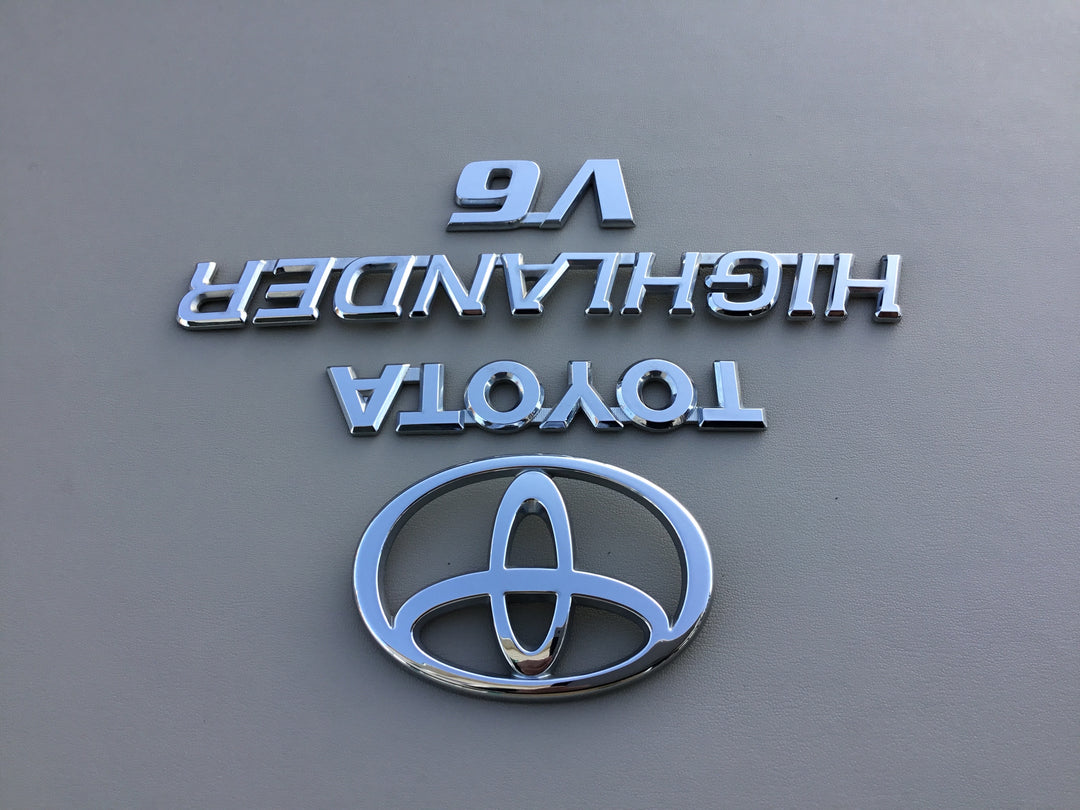 2001-2007 Toyota Highlander V6 Tailgate Emblem Set