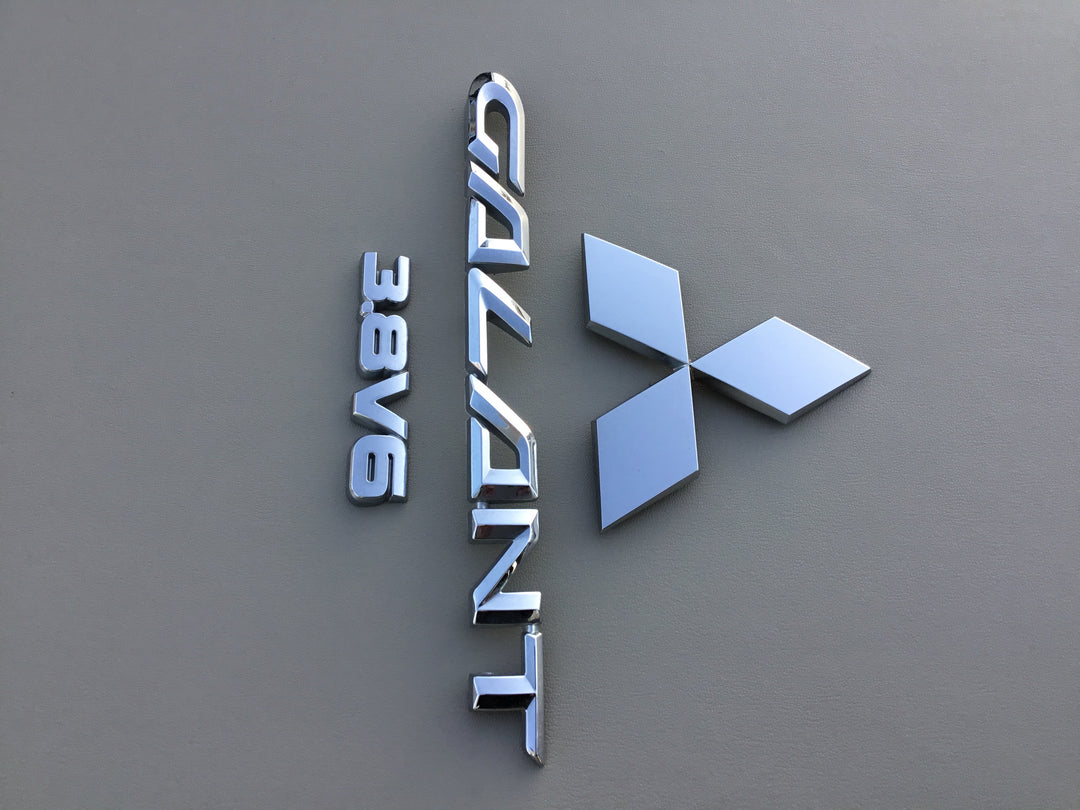 2004-2006 Mitsubishi Galant 3.8 V6 Trunk Emblem Set