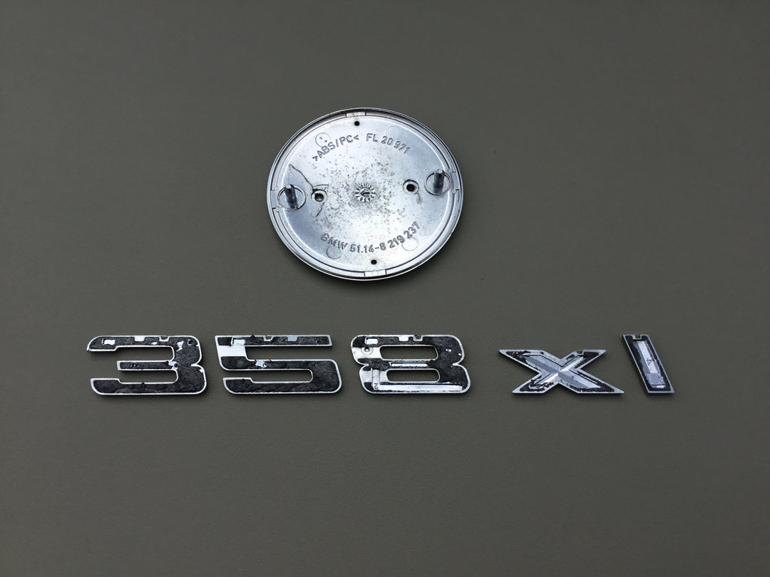 2006-2008 BMW 328xi Trunk Emblem Set