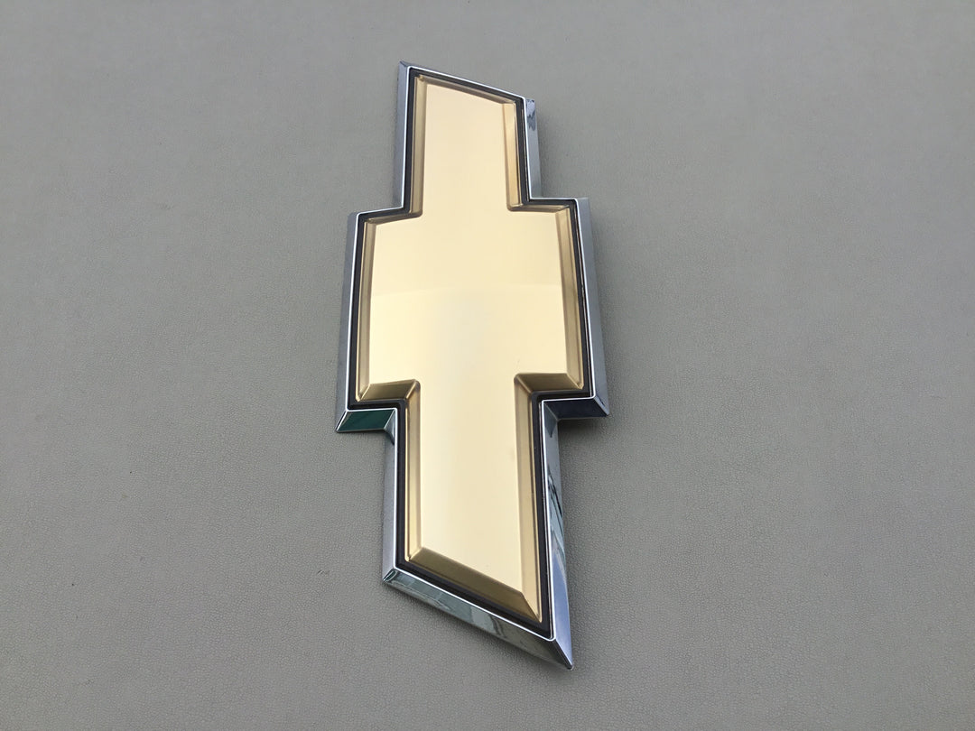 2007-2013 Chevrolet Avalanche Bowtie Tailgate Emblem
