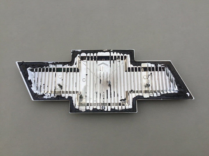 2007-2013 Chevrolet Avalanche Bowtie Tailgate Emblem