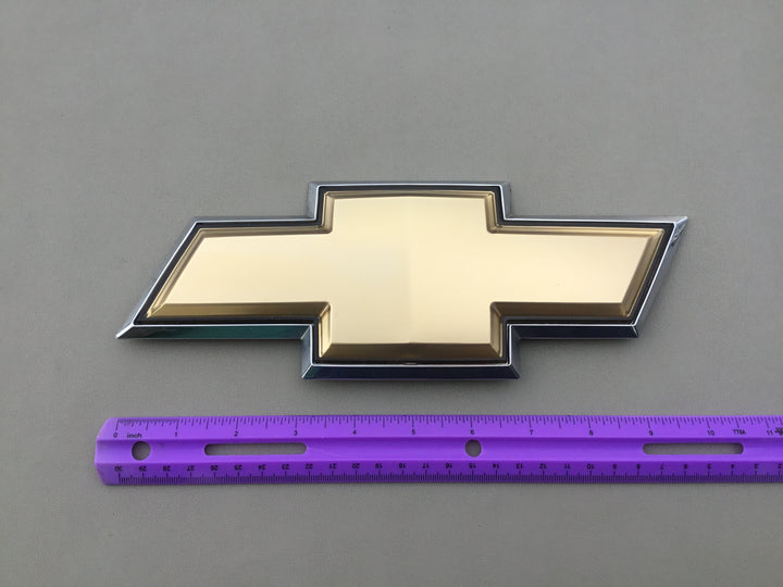 2007-2013 Chevrolet Avalanche Bowtie Tailgate Emblem