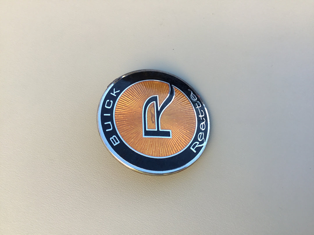 1988-1991 Buick Reatta Front Hood Emblem