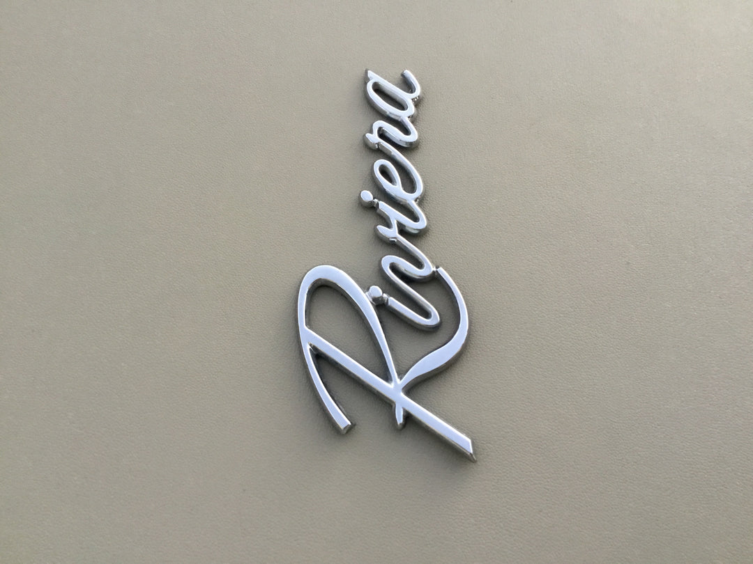 1990-1993 Buick Riviera Side Quarter Panel Emblem