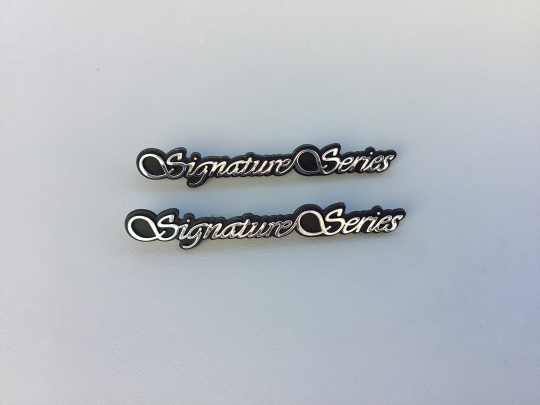 1998-2002 Lincoln Town Car Signature Series Side Emblems