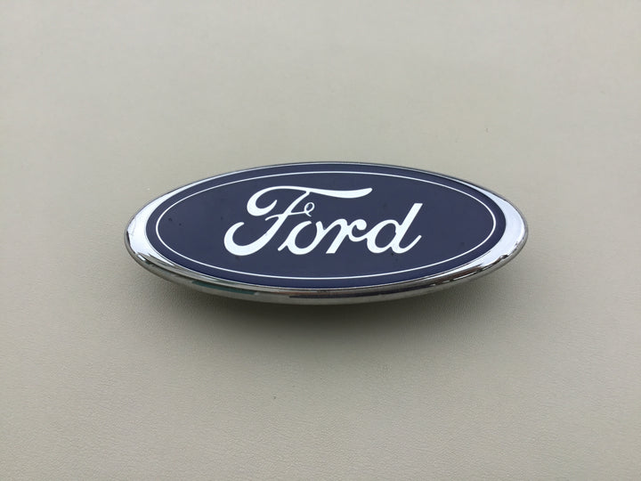 1998-2002 Ford Ranger Grille Emblem