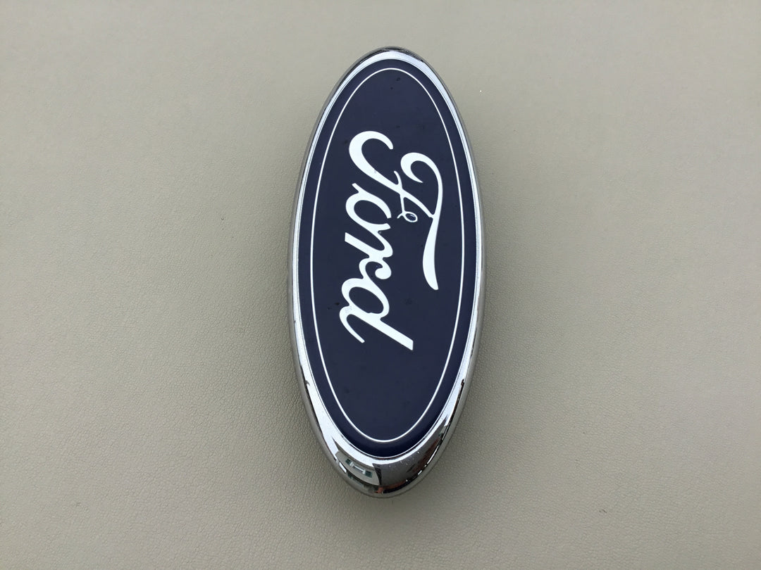 1998-2002 Ford Ranger Grille Emblem