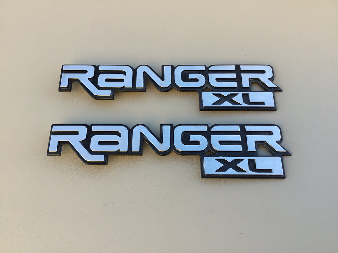 1998-2005 Ford Ranger XL Fender Emblem Set