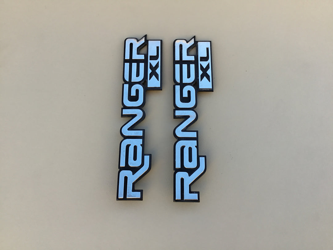 1998-2005 Ford Ranger XL Fender Emblem Set