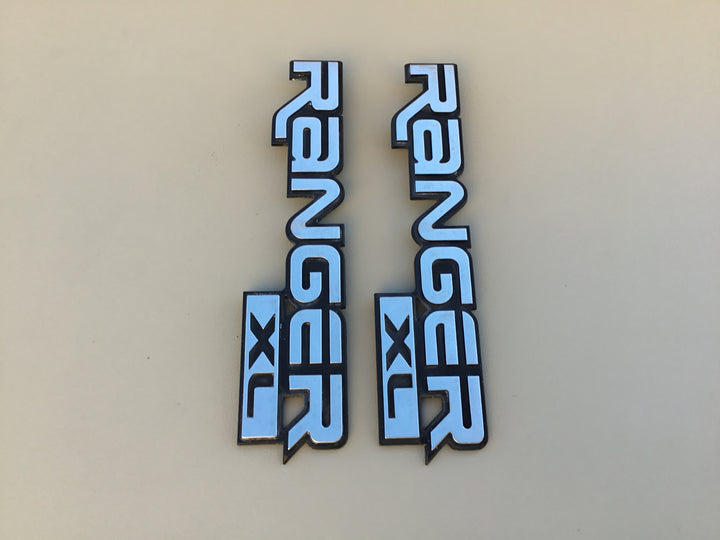 1998-2005 Ford Ranger XL Fender Emblem Set