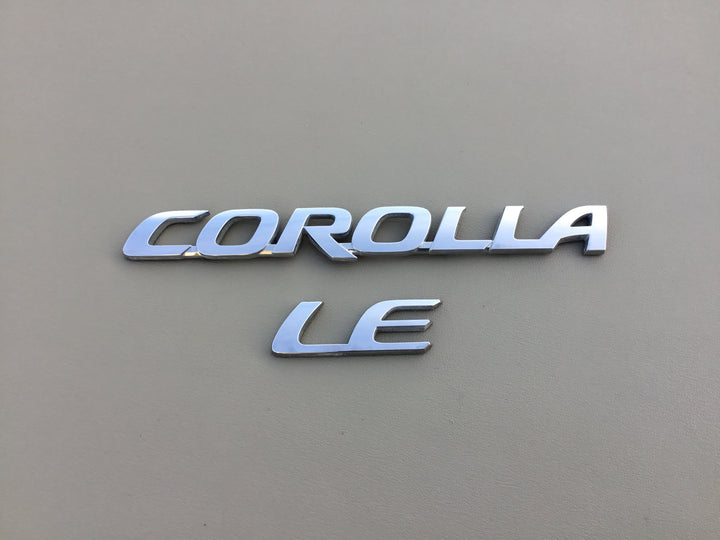 2014-2018 Toyota Corolla LE Trunk Emblem Set