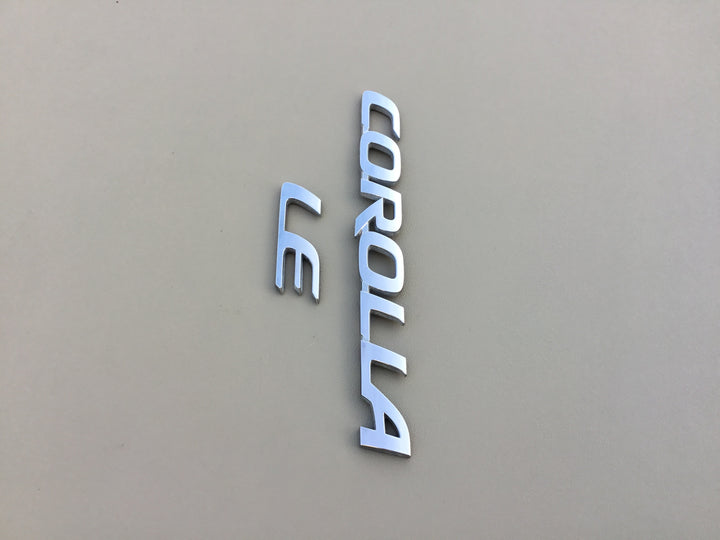 2014-2018 Toyota Corolla LE Trunk Emblem Set