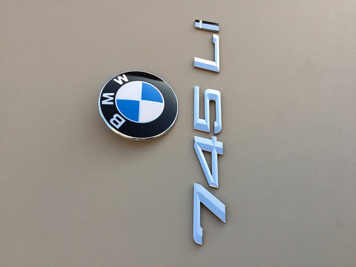 2002-2005 BMW 745Li Trunk Emblem Set