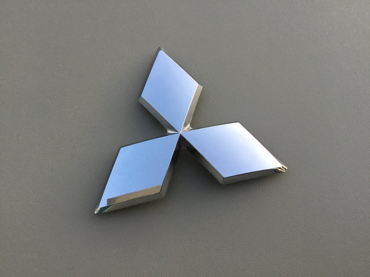2006-2009 Mitsubishi Raider Grille Emblem