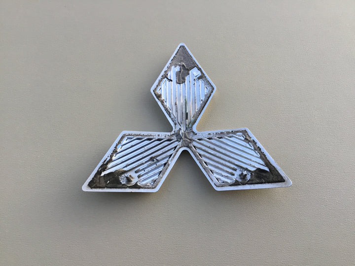 2006-2009 Mitsubishi Raider Grille Emblem