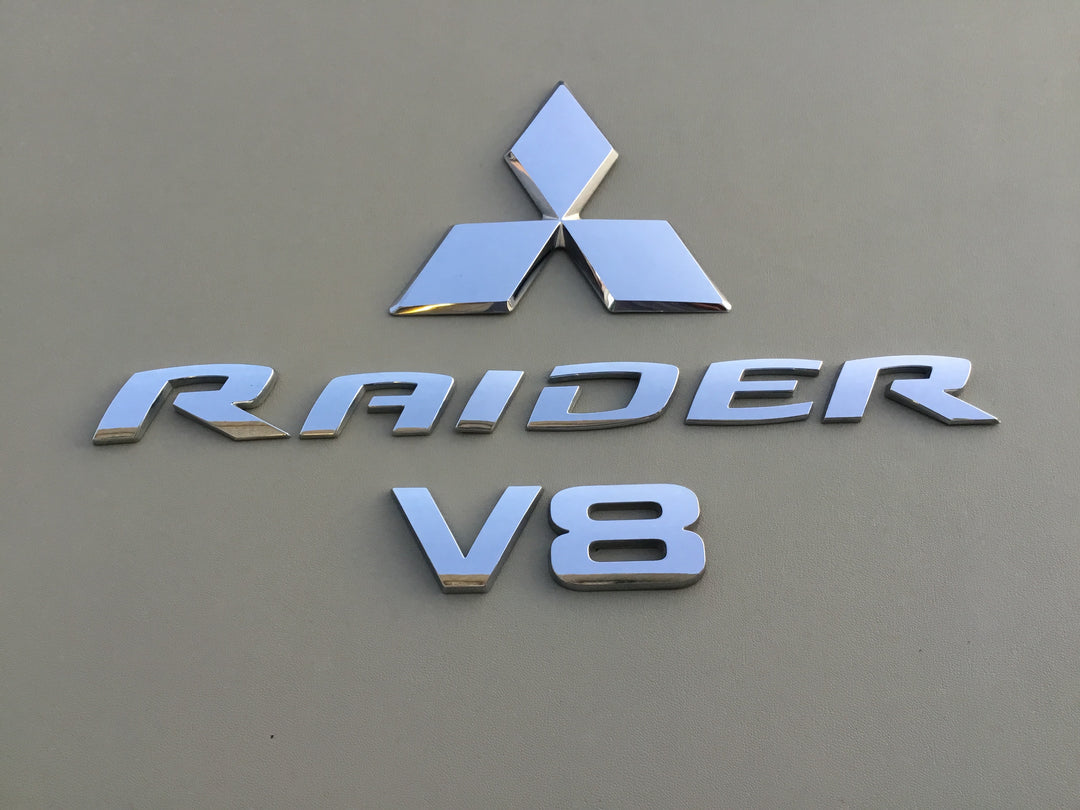 2006-2009 Mitsubishi Raider V8 Tailgate Emblem Set