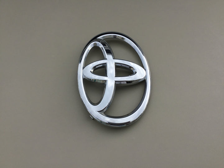 2008-2020 Toyota Sequoia Grille Emblem