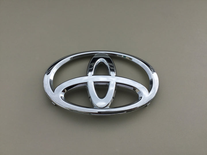 2008-2020 Toyota Sequoia Grille Emblem