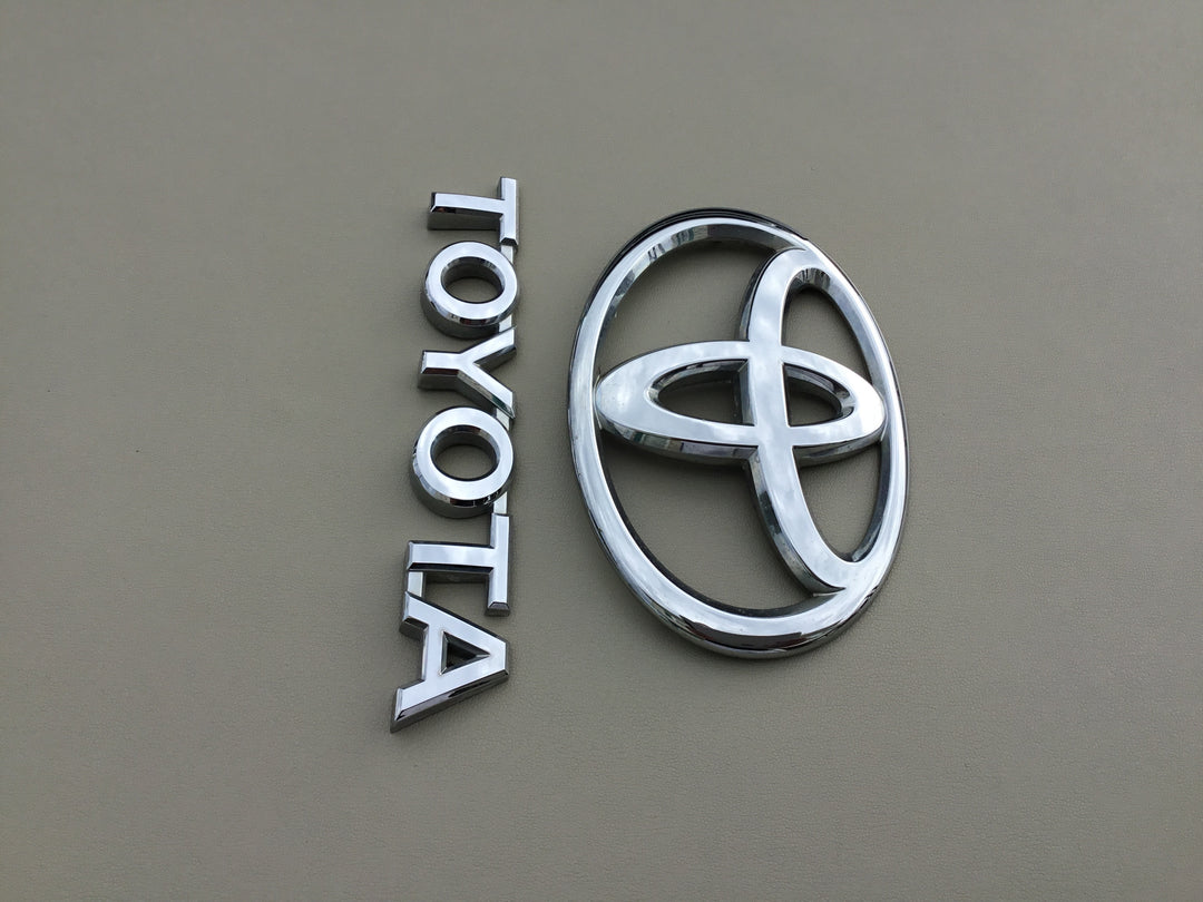 2008-2011 Toyota Sequoia Tailgate Emblem Set