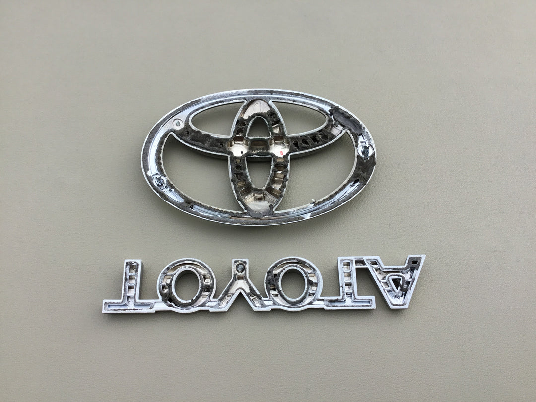 2008-2011 Toyota Sequoia Tailgate Emblem Set