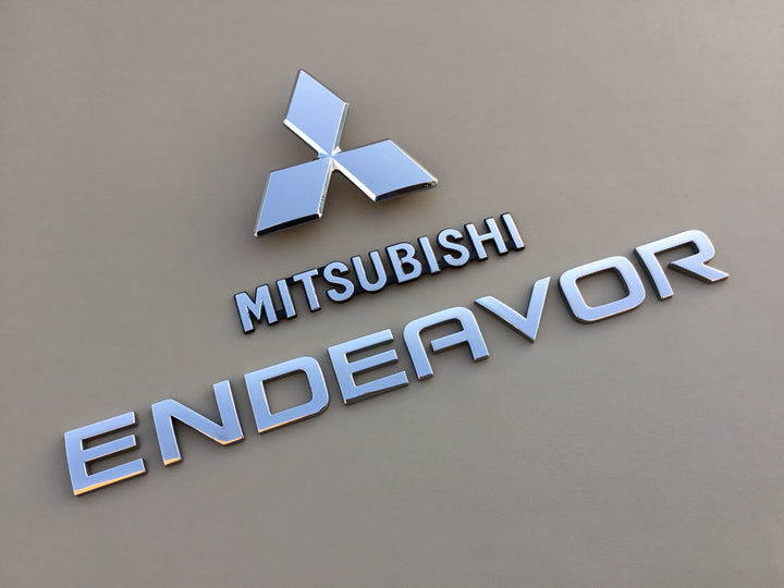 2008 Mitsubishi Endeavor Tailgate Emblem Set